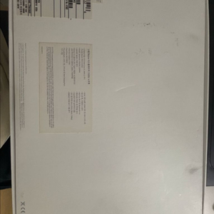 2016년형 MacBook Pro 이미지