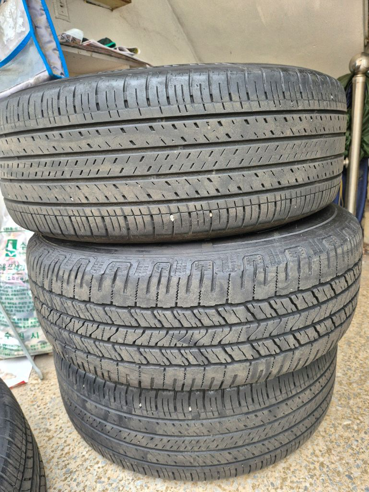 싼타페MX5SUV 순정 휠타이어 세트 이미지