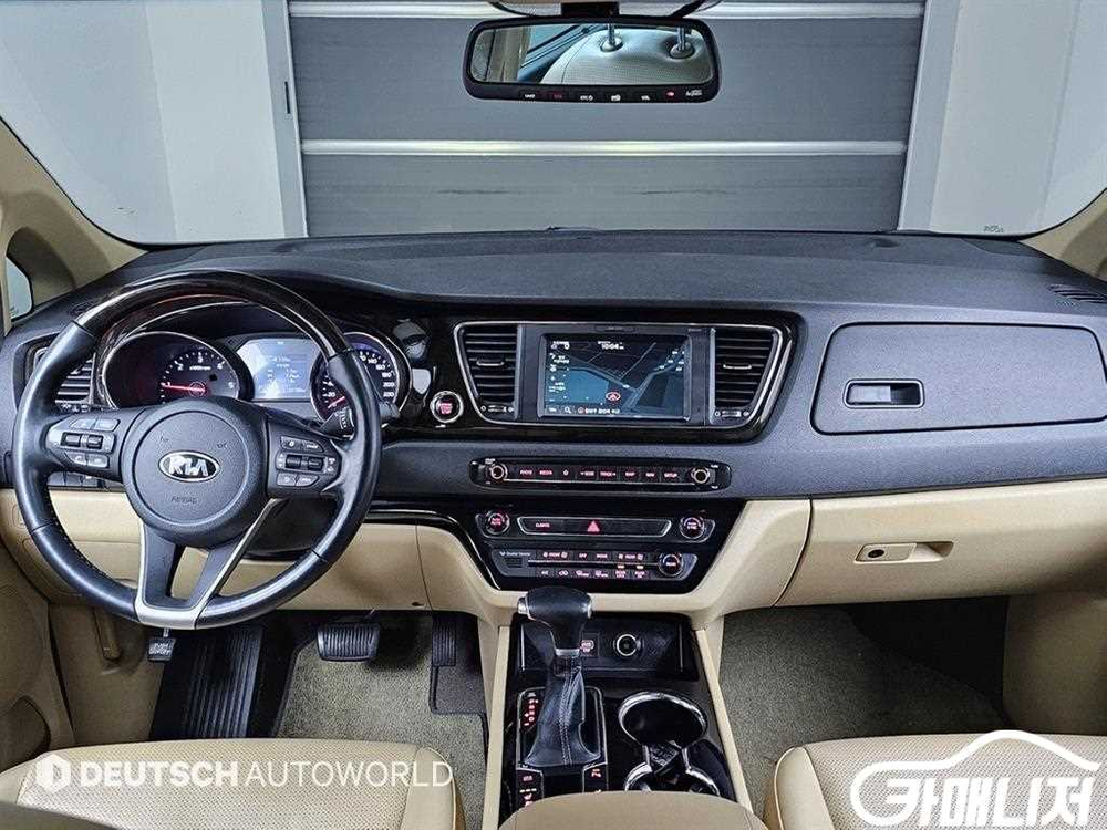 [기아]더 뉴 카니발 디젤 9인승 프레스티지 #3월급매--6