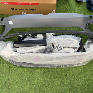 폭스바겐 골프7 R 앞범퍼 셋트 신품 팝니다