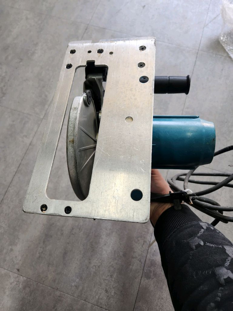 마끼다5740NB원형톱--3