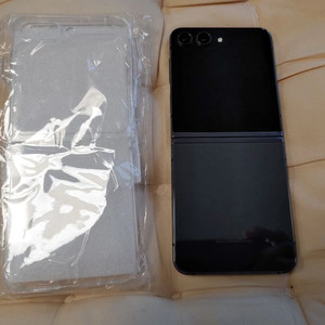 특A급 ㅡ 갤럭시 Z플립5 256GB + 새케이스 이미지