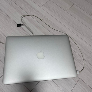 맥북 에어 13인치 A1466 (2012년) 이미지