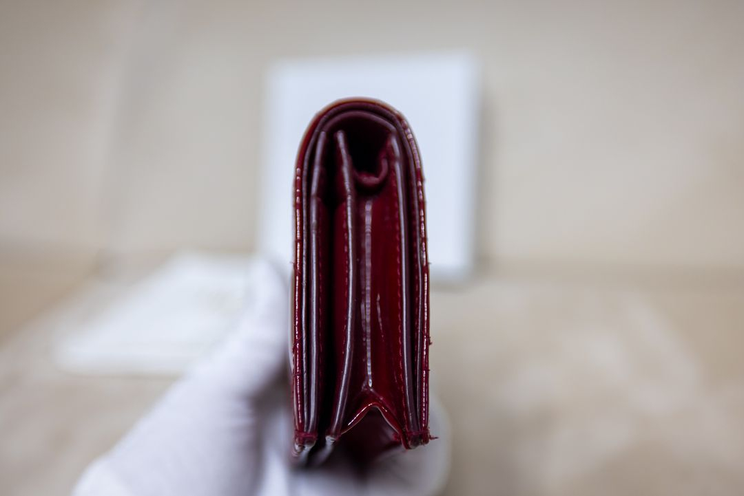 디올 레이디 까나쥬 지갑 레드 이미지