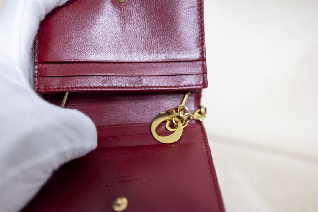 디올 레이디 까나쥬 지갑 레드 이미지