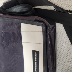 프라이탁 덱스터 판매합니다. 이미지