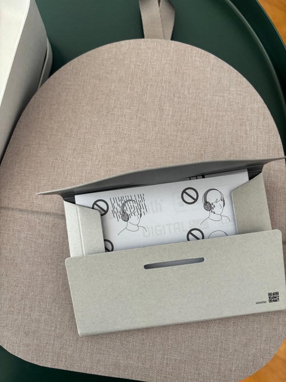 소니 WH-1000XM5(플래티넘 실버) 프리미엄 무선 노이즈캐슬링 헤드폰--1