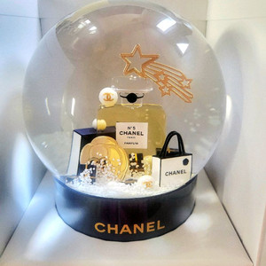 새상품)60000)홀리데이)샤넬 스노우볼 이미지