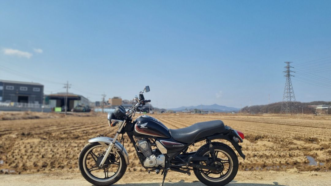 혼다 cb125t 14년식/딱4만키로수/급매--3