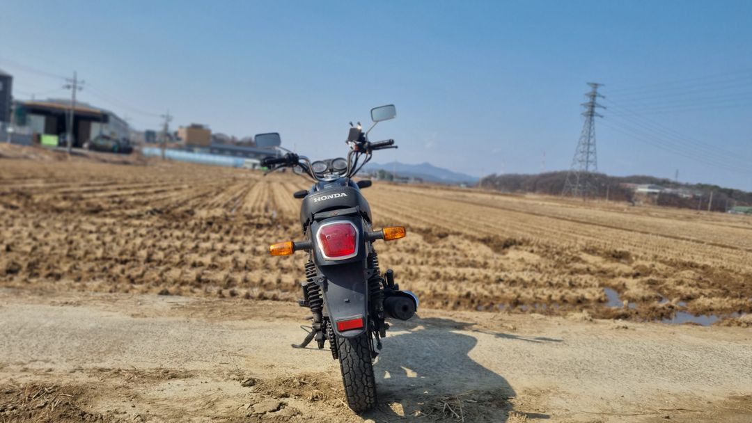 혼다 cb125t 14년식/딱4만키로수/급매--5