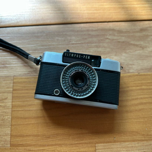 올림푸스 Pen EE-3