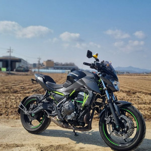 가와사키 z650 18년식/딱4만키로/아크라풀배기구변완/급매