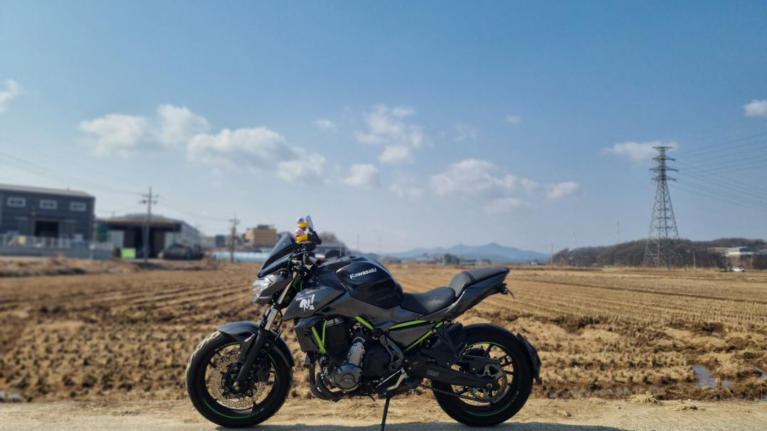 가와사키 z650 18년식/딱4만키로/아크라풀배기구변완/급매--3