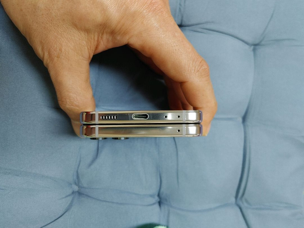 A급 ㅡ 갤럭시 Z플립5 256GB + 새케이스 이미지