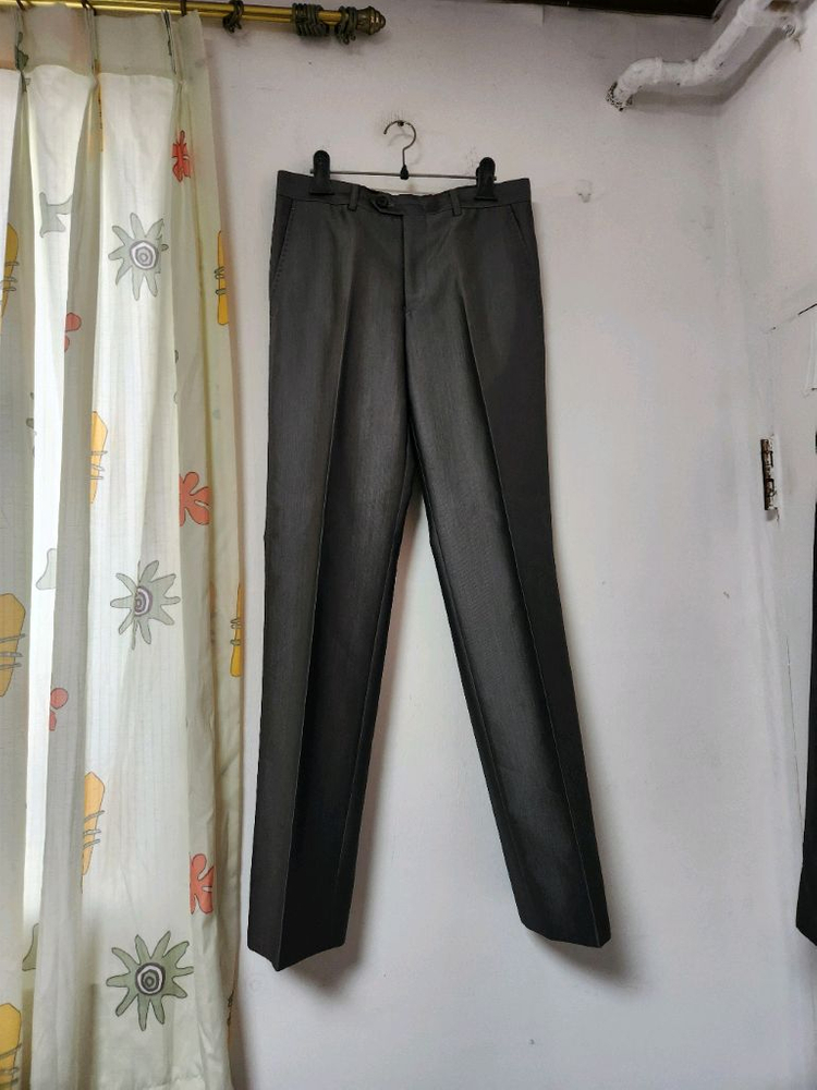 TRUGEN 그레이 남성 정장 양복 세트95/30 이미지