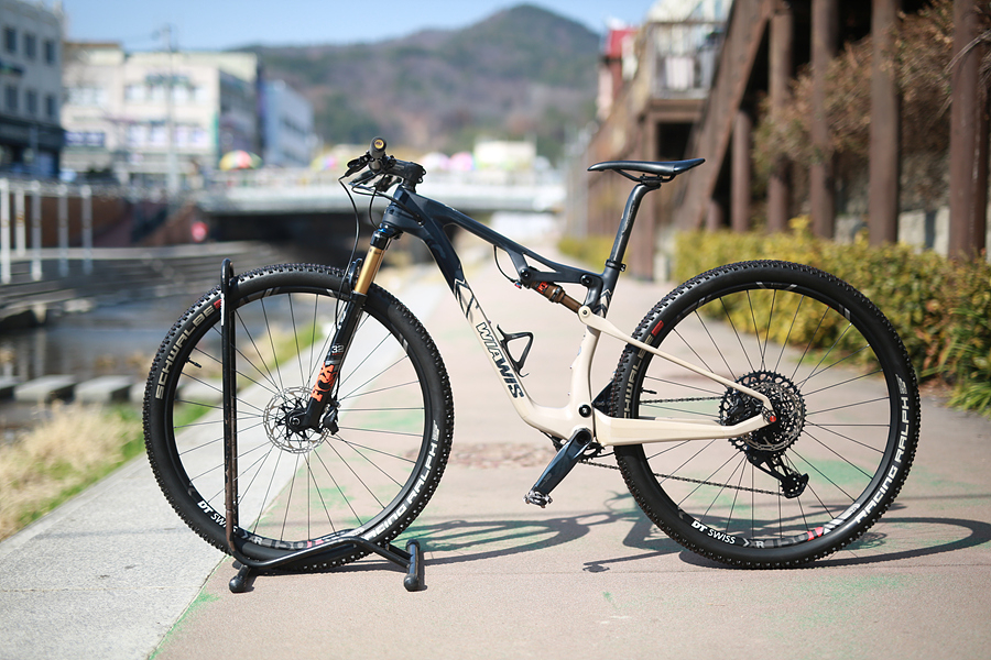 *가격인하*A-급*극상*21년 위아위스 알페카 프로 GX S -29인치---3