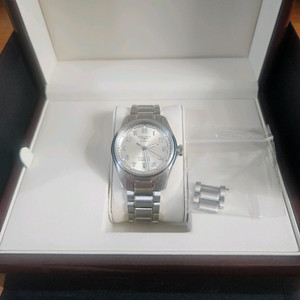 론진 스피릿 37mm 샴페인