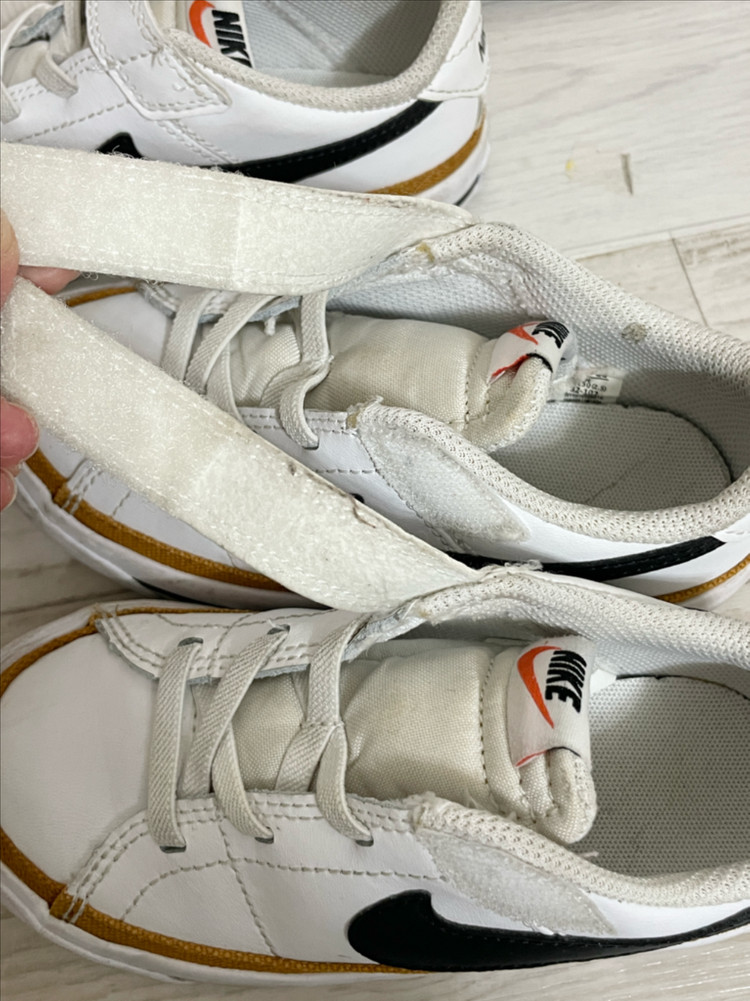 쌍둥이 운동화 코트레거시 160--1