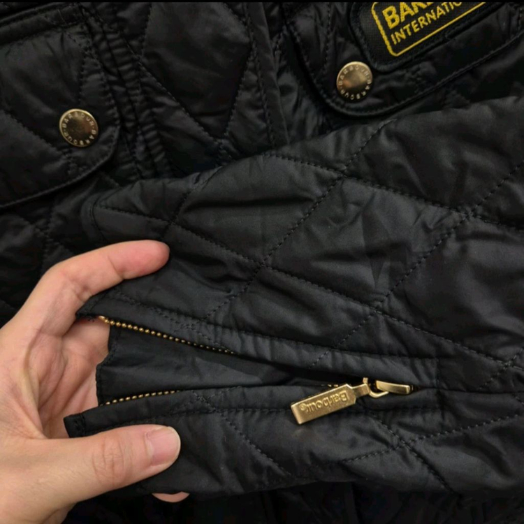 바버 인터네셔널 퀄팅 자켓--1