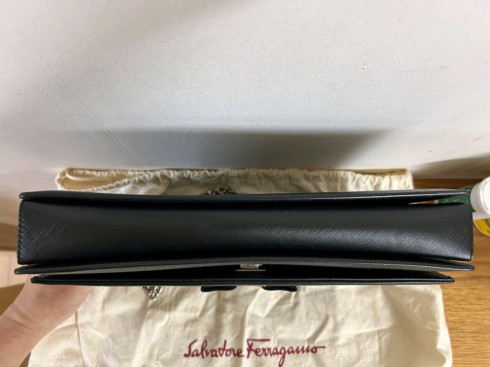 [페라가모] 사피아노 지니 체인 숄더 크로스백 (21 E015/02)--8