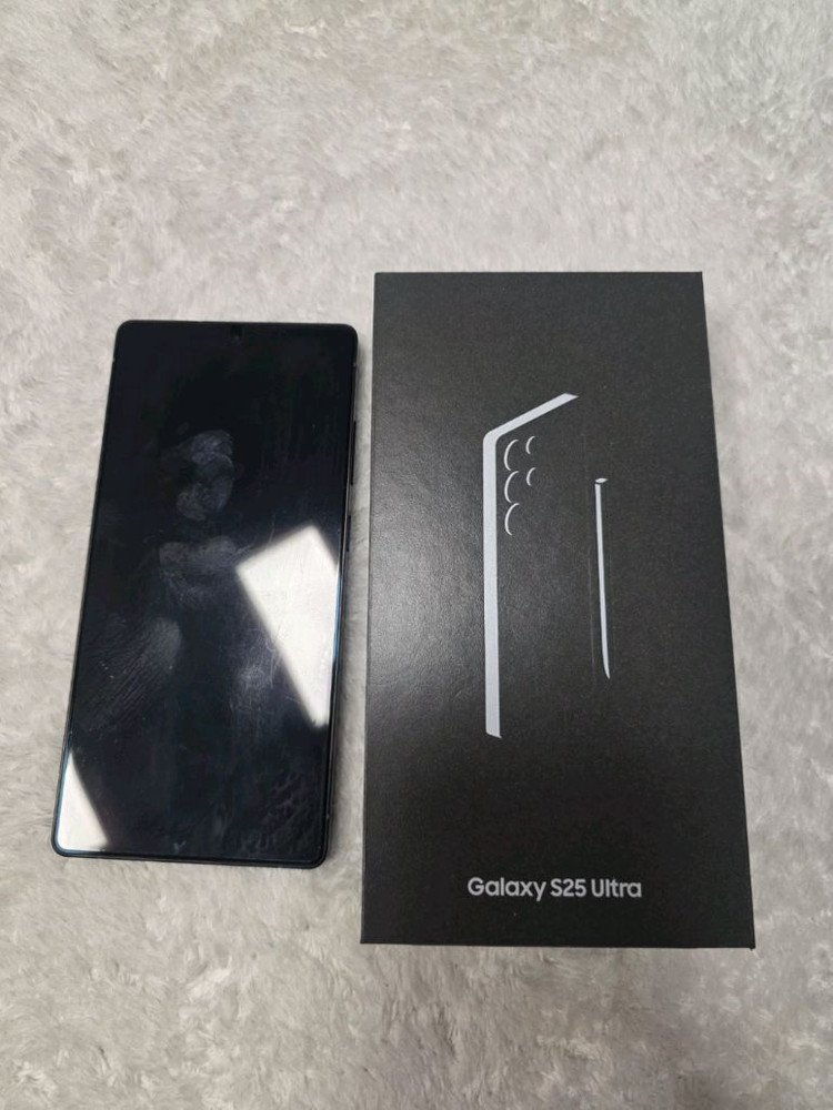 갤럭시s25울트라 1테라 16g 블랙판매합니다. 이미지