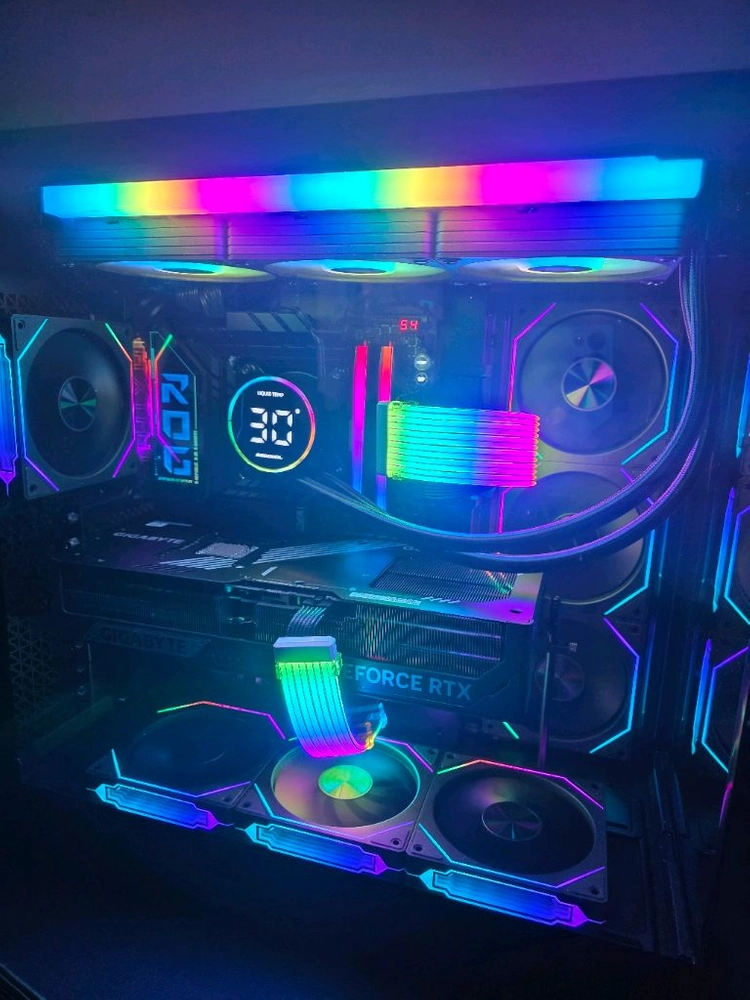 울트라9 285K RTX5090 신품PC 팝니다 이미지