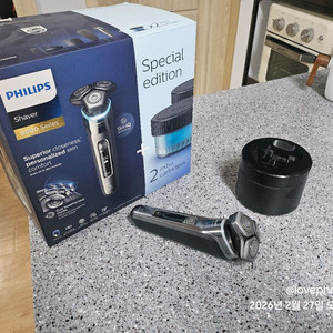 필립스 SkinIQ S9987/68 전기면도기