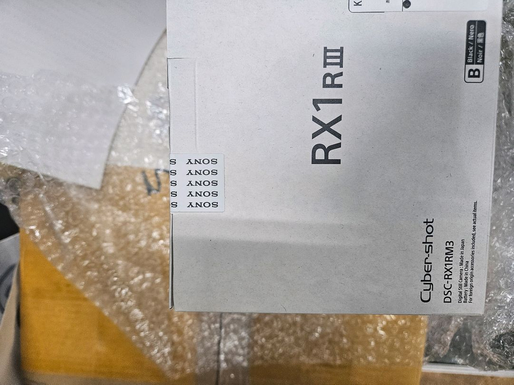 소니 DSC-RX1R3 RX1RM3 이미지