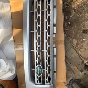 랜드로버 디스커버리4 전기형 그릴