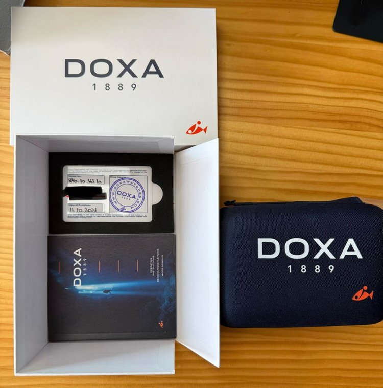 doxa sub300t 독사 다이빙스타 시계 팝니다. 이미지