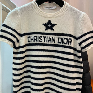 디올 반팔 니트 (미착용)