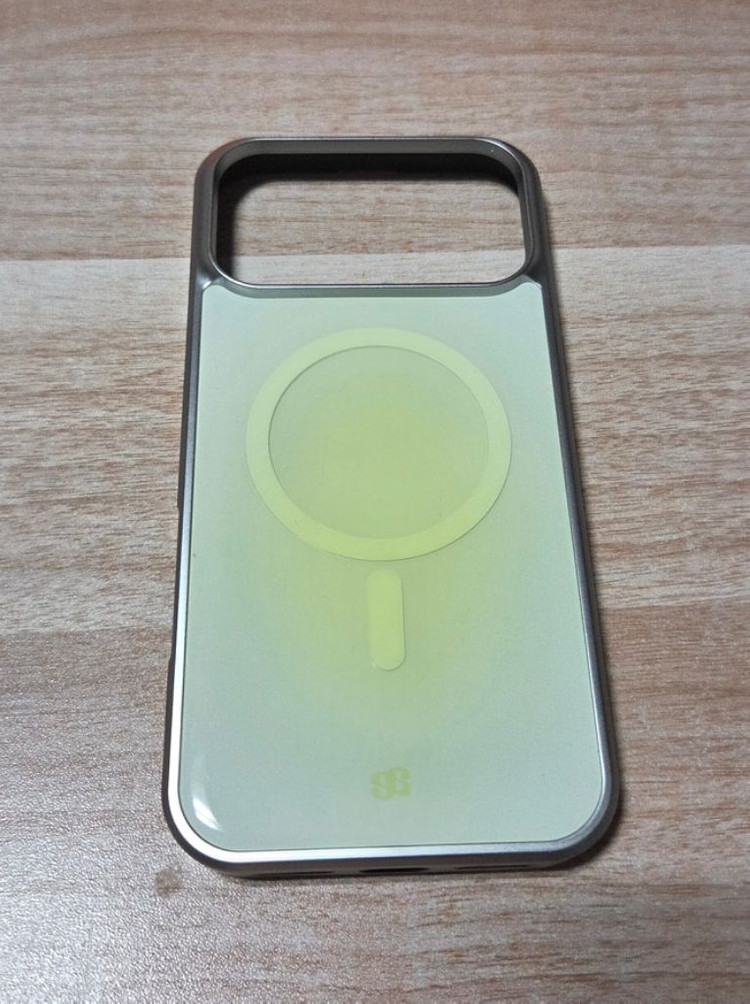 어프어프 아이폰17프로맥스 에폭시 맥세이프 케이스 새제품급(노박스)--5