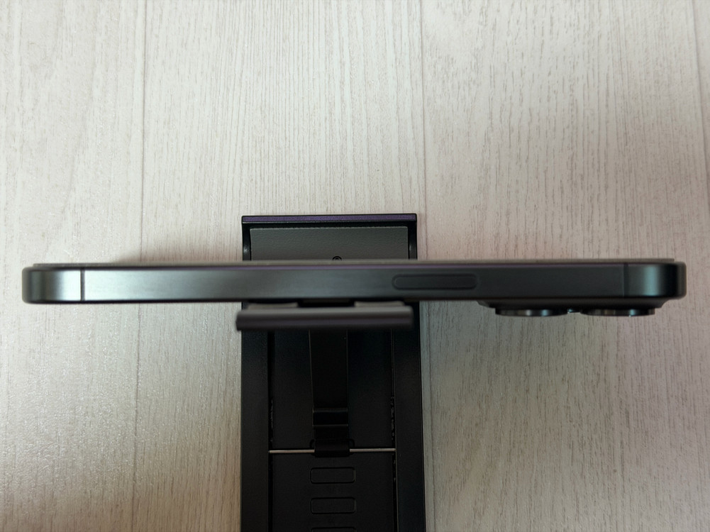 아이폰 15 프로 128기가 자급제 팝니다 (악세사리 다수)--6