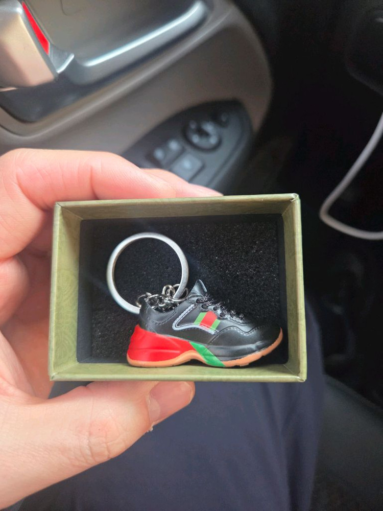 명품 스타일 신발 운동화(구찌) 열쇠고리 키링 이미지