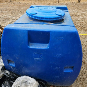[미사용 신품급] 1톤 물탱크 정리합니다(10개) 이미지