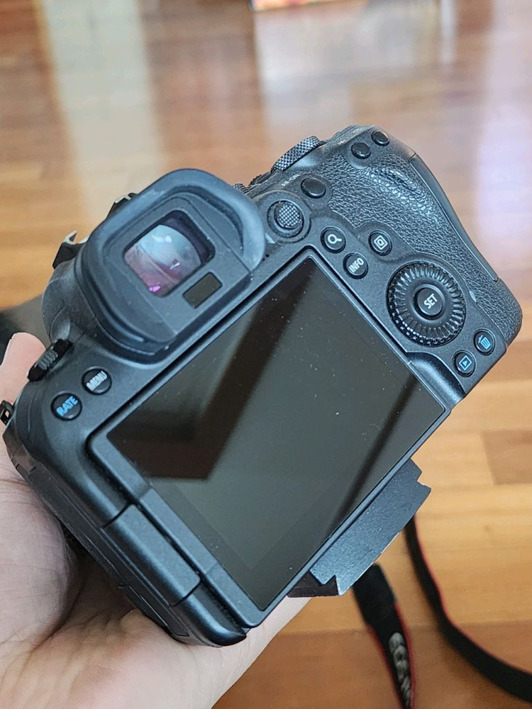 캐논 EOS R6+알계륵(RF F2.8L 24-70mm) 판매합니다--3