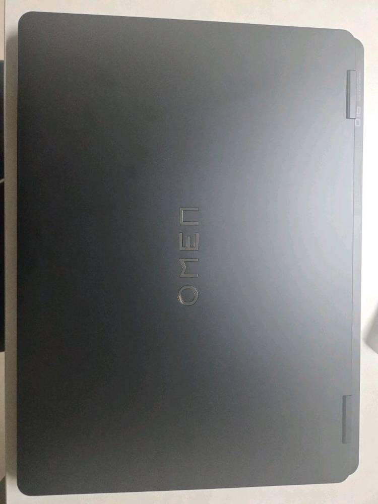 HP 오멘 16 게이밍 노트북 RTX 5060 신품급 팝니다.--3