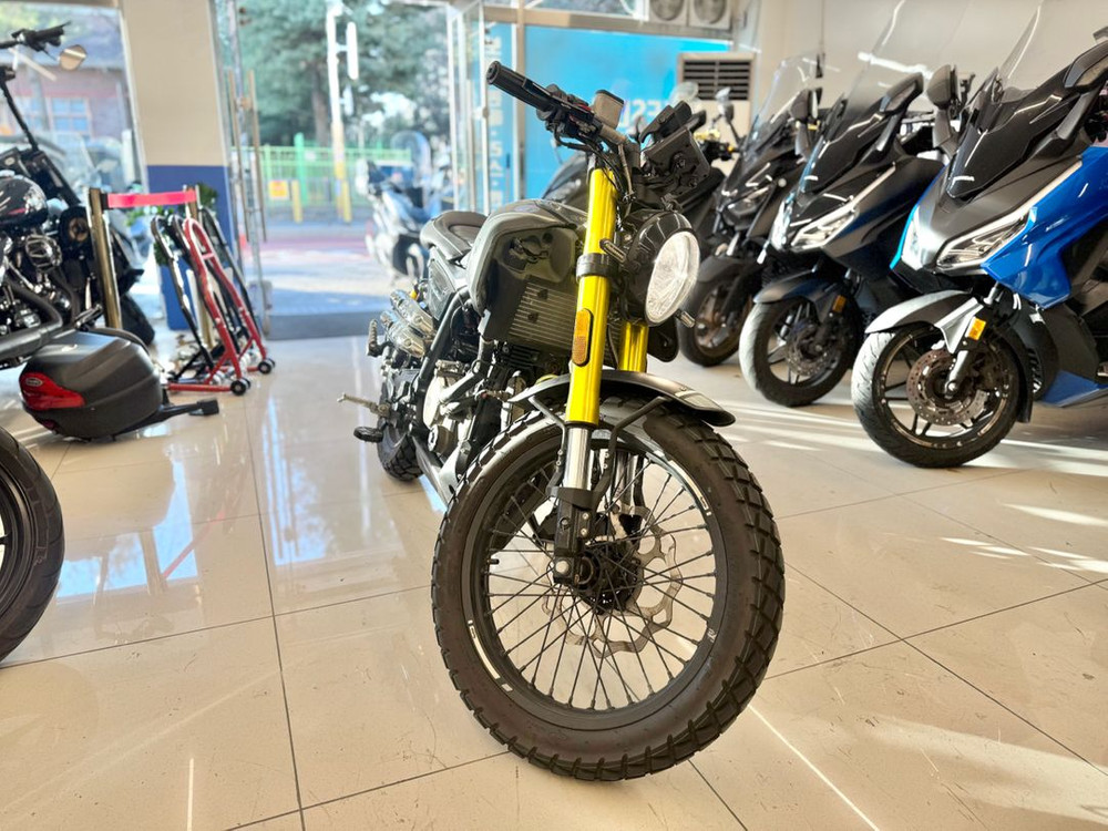 23년식 힙스터125 2,9XXkm 판매합니다:)--2