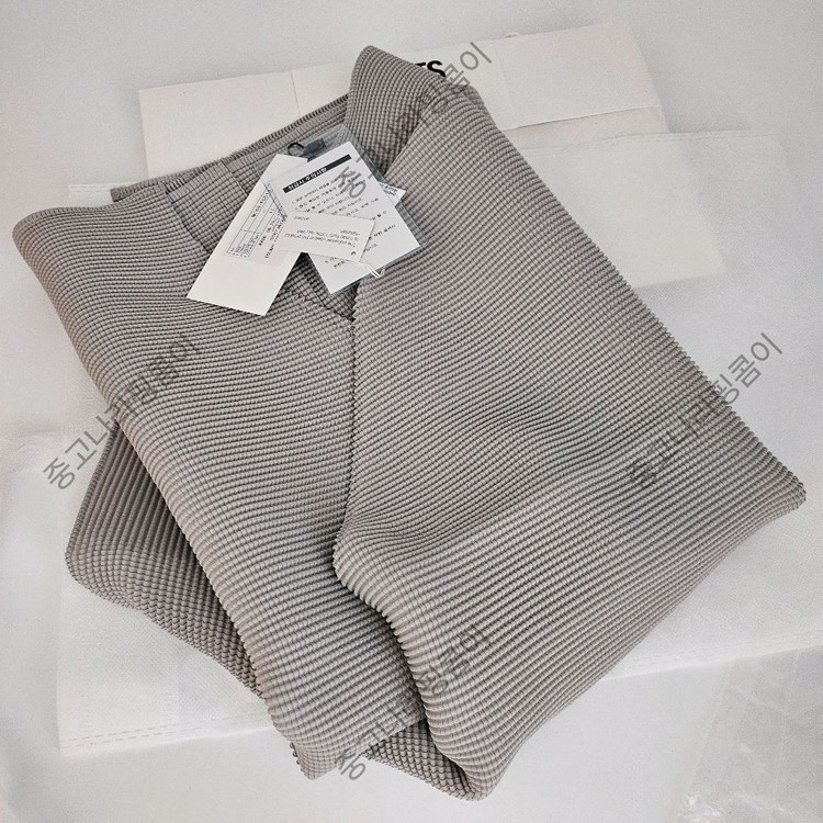 이세이미야케 미 돌먼 가디건 3월 라이트그레이--2