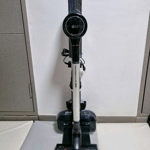 LG 코드제로 A9 무선청소기 + 거치대 + 물걸레 + 브러시