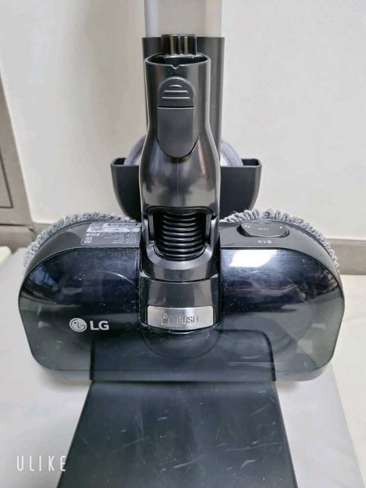 LG 코드제로 A9 무선청소기 + 거치대 + 물걸레 + 브러시--3