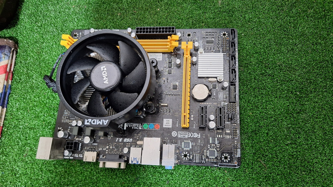 AMD 라이젠7 5700GR/AM4/3.8GHz~CPU--3