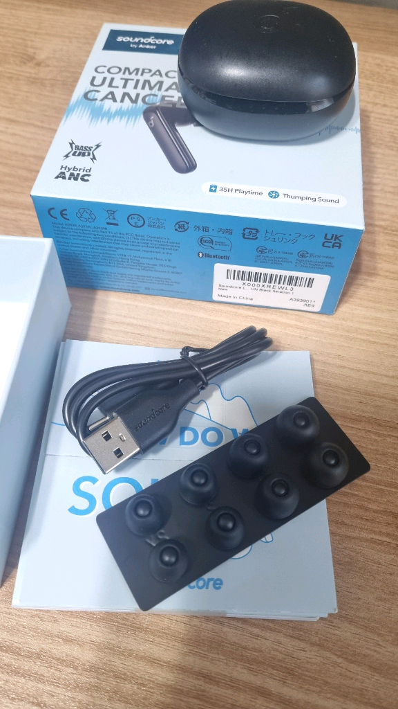 앤커 사운드코어 노이즈캔슬링 이어폰--6