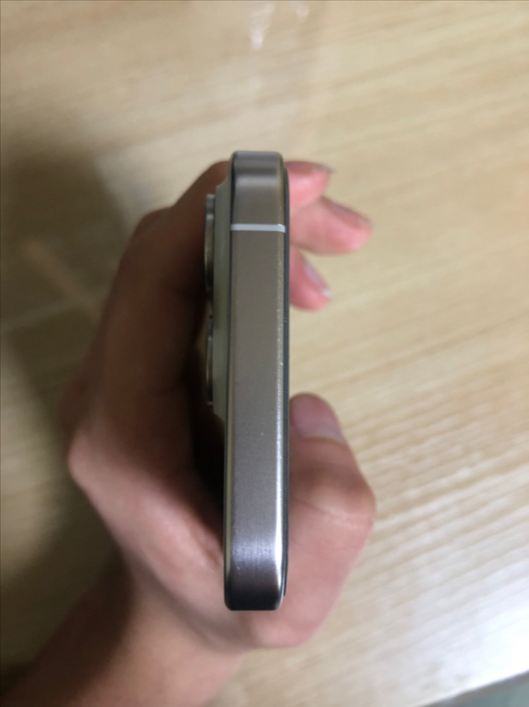 아이폰 15프로 128기가 팝니다--10