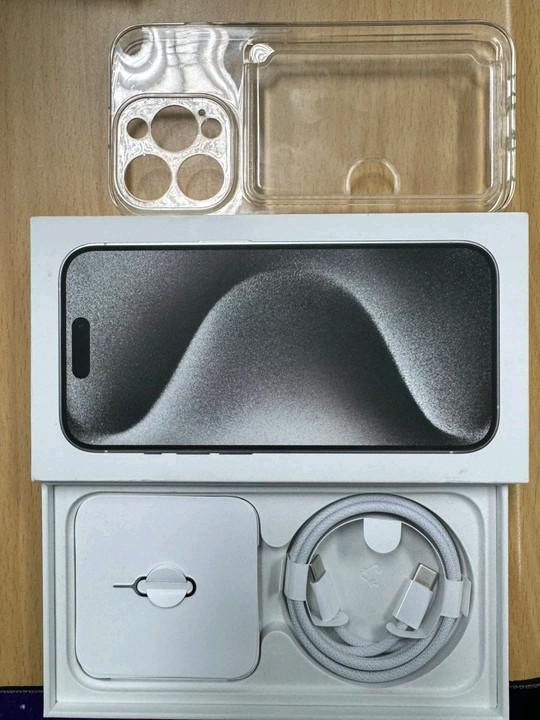 아이폰15프로 128GB--1