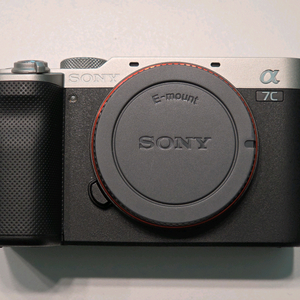 소니 A7C 미러리스 카메라 + 소니 SEL55F18Z 자이즈 단렌즈