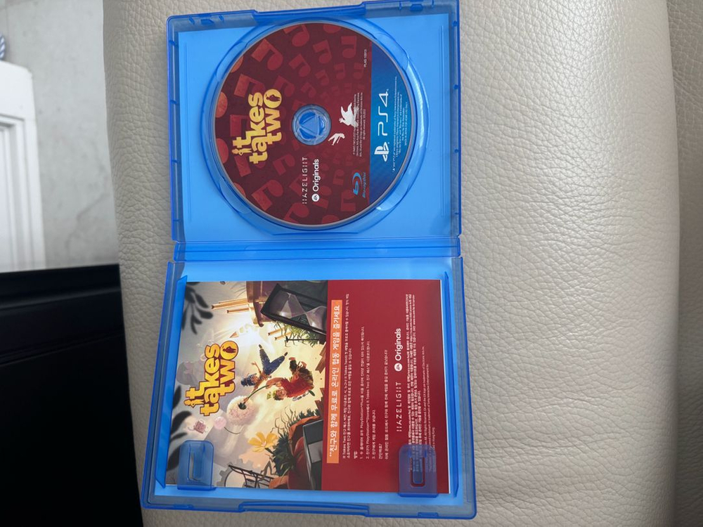 PS4 잇테이크투 팝니다--1