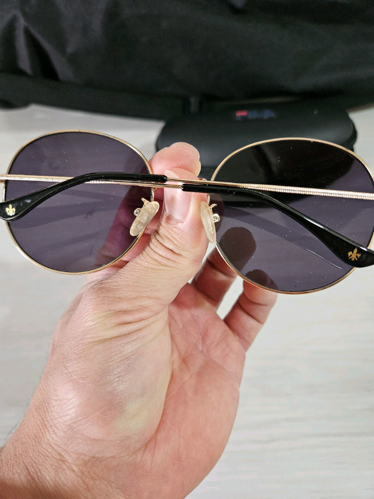 휠라 선글라스 판매합니다--2