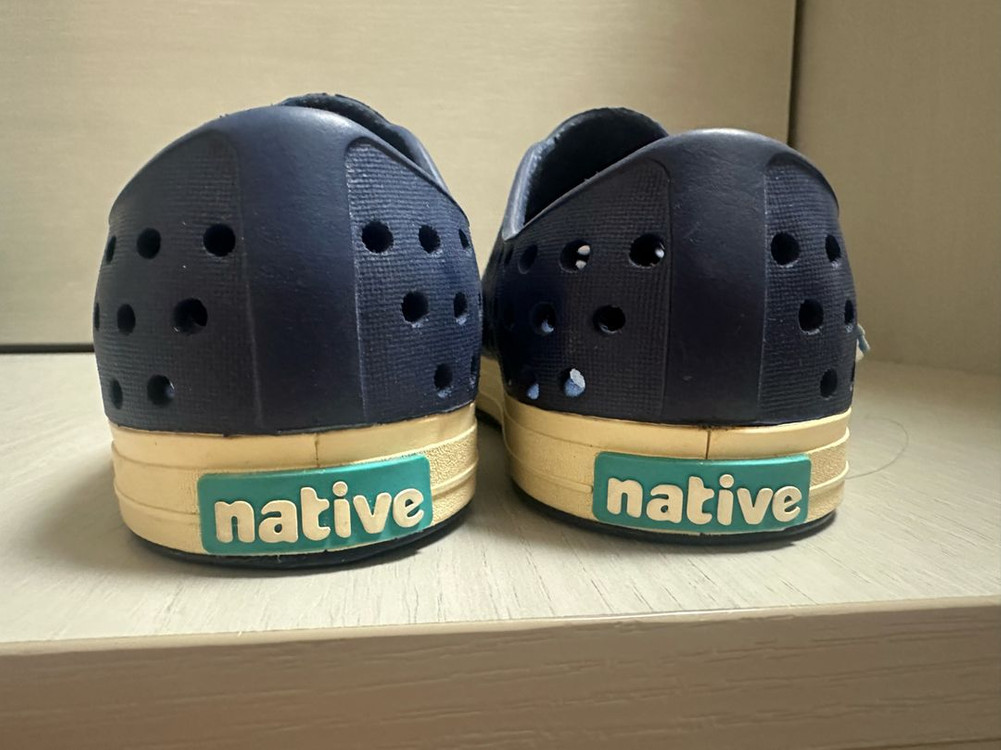 (택달린 새상품) 네이티브 제퍼슨 키즈 C10 (남아옷 크록스 나이키 운동화 160 170)--2