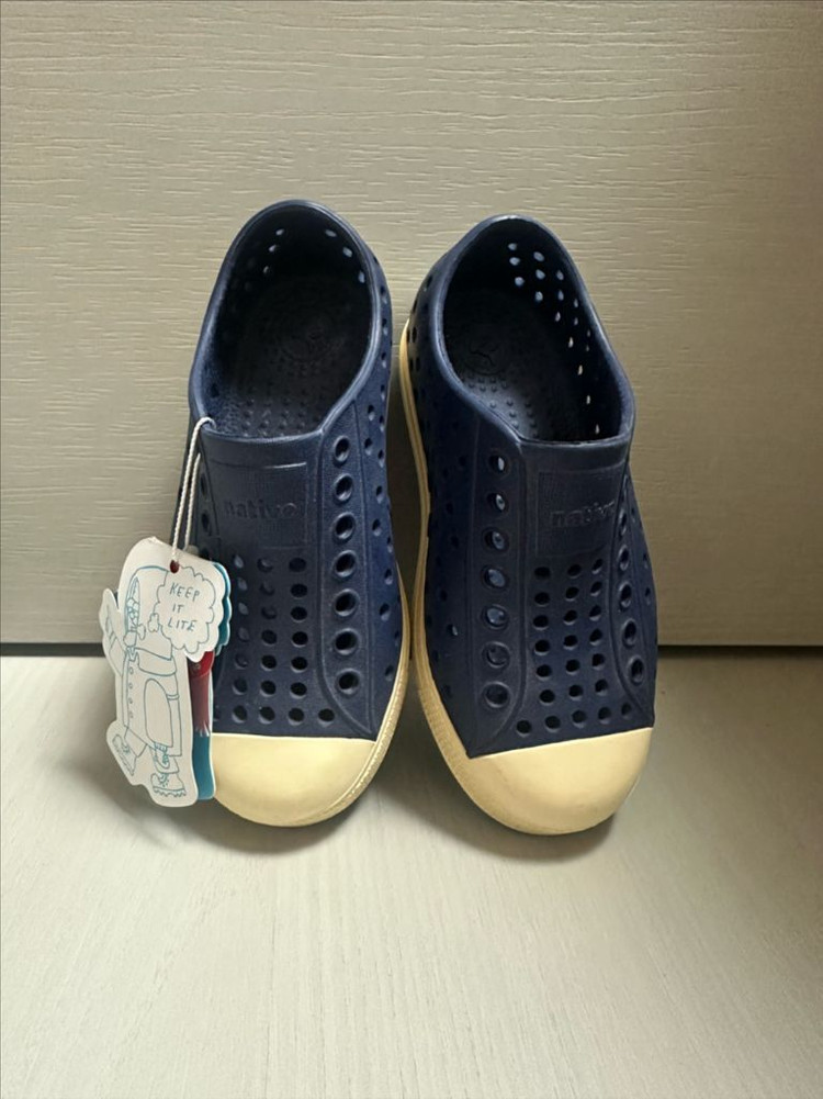 (택달린 새상품) 네이티브 제퍼슨 키즈 C10 (남아옷 크록스 나이키 운동화 160 170)--3